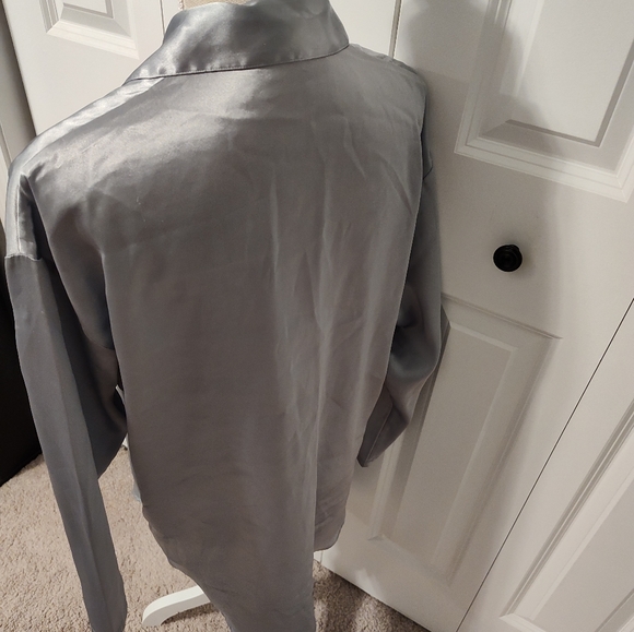 🩶 Vintage 1997 Victoria's Secret Ladie's Satin Button Front Long Sleeve Gown XS - Picture 11 of 16